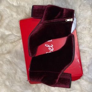Rebel by Zigi. Maroon velvet ankle boot.